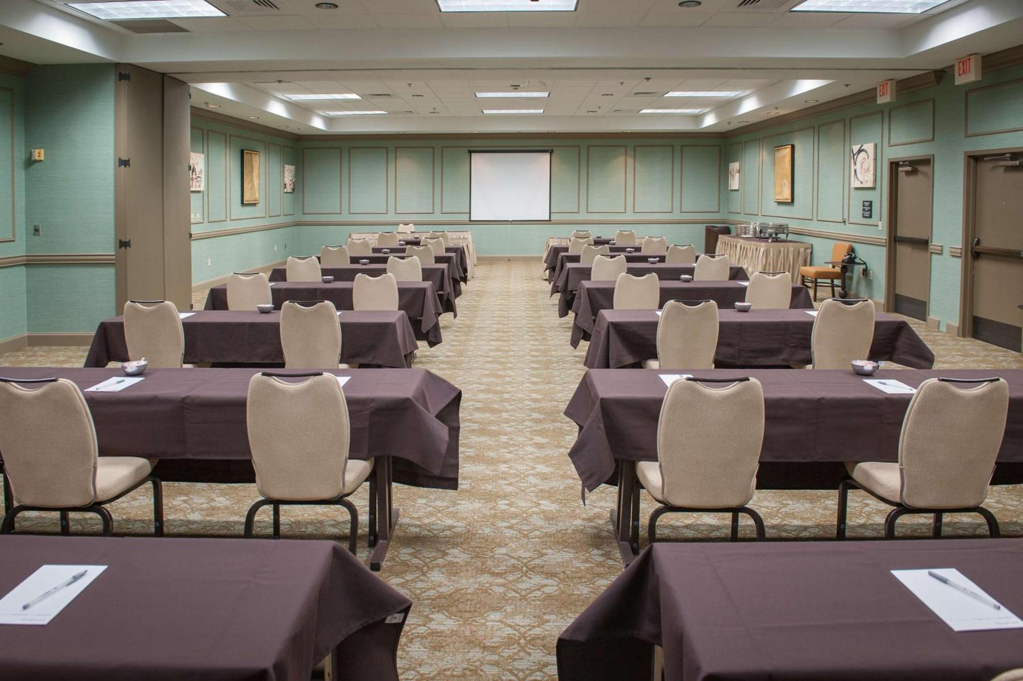 Hampton Inn & Suites New Orleans/Elmwood Harahan Экстерьер фото