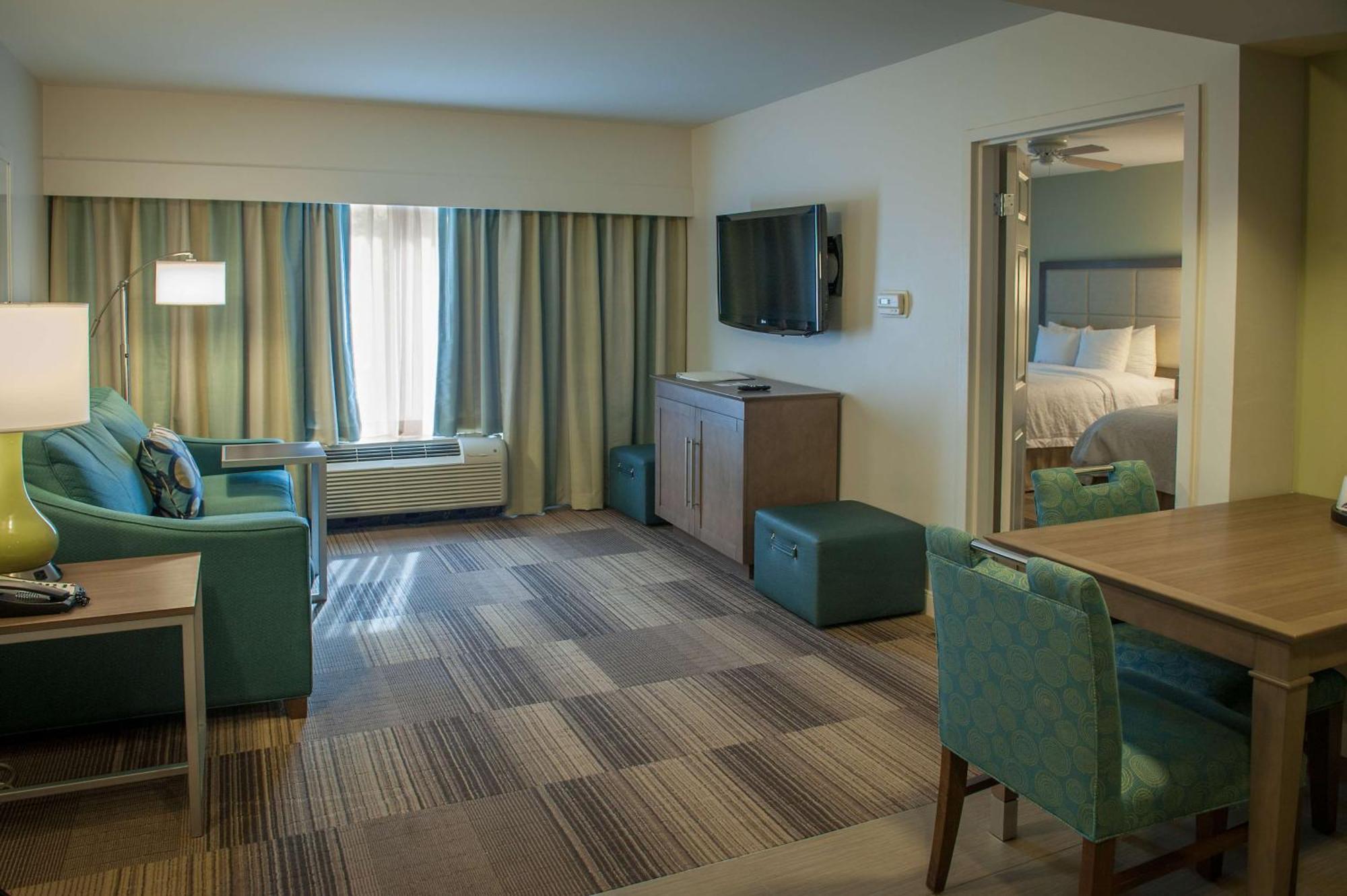 Hampton Inn & Suites New Orleans/Elmwood Harahan Экстерьер фото