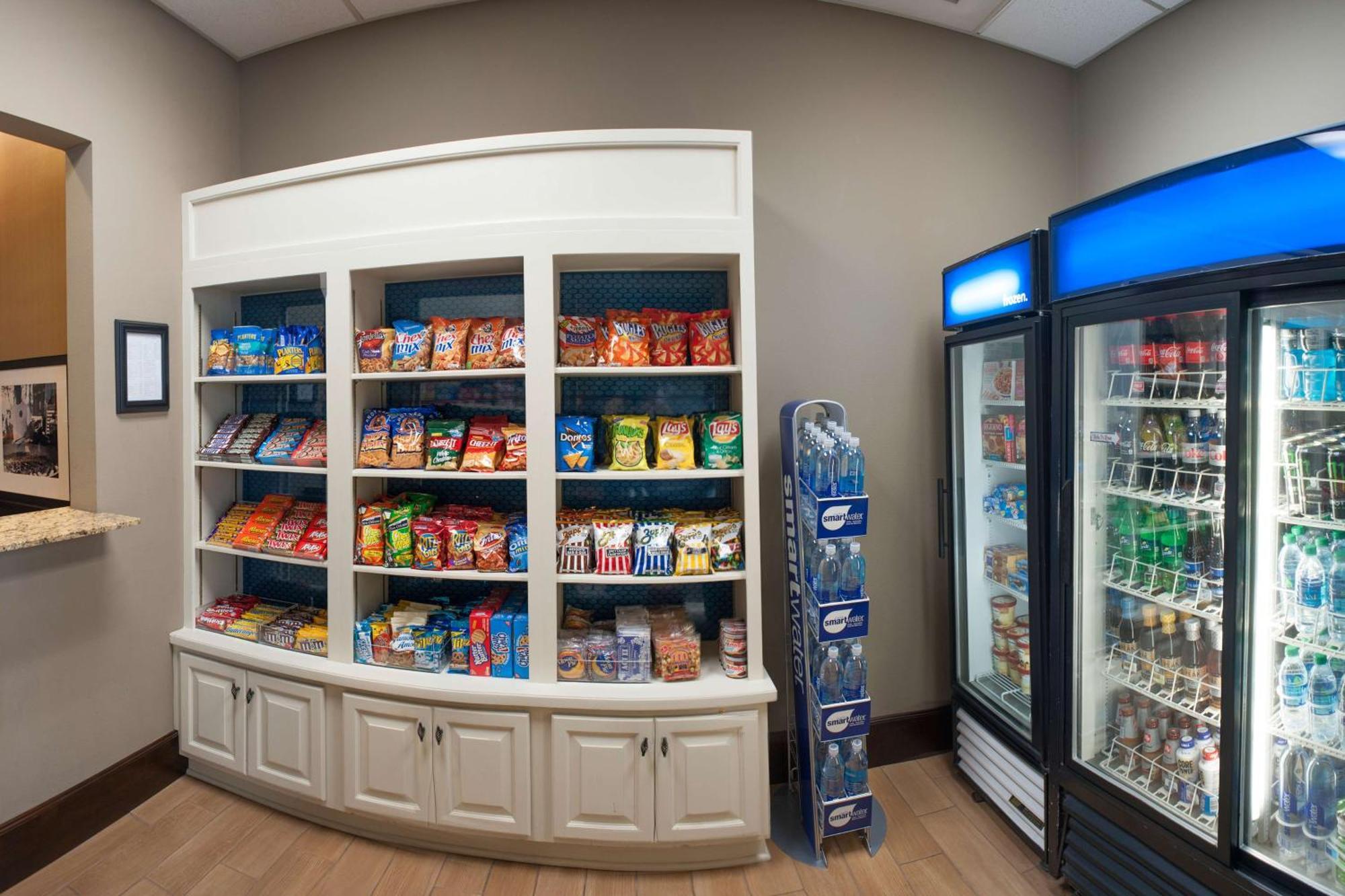 Hampton Inn & Suites New Orleans/Elmwood Harahan Экстерьер фото