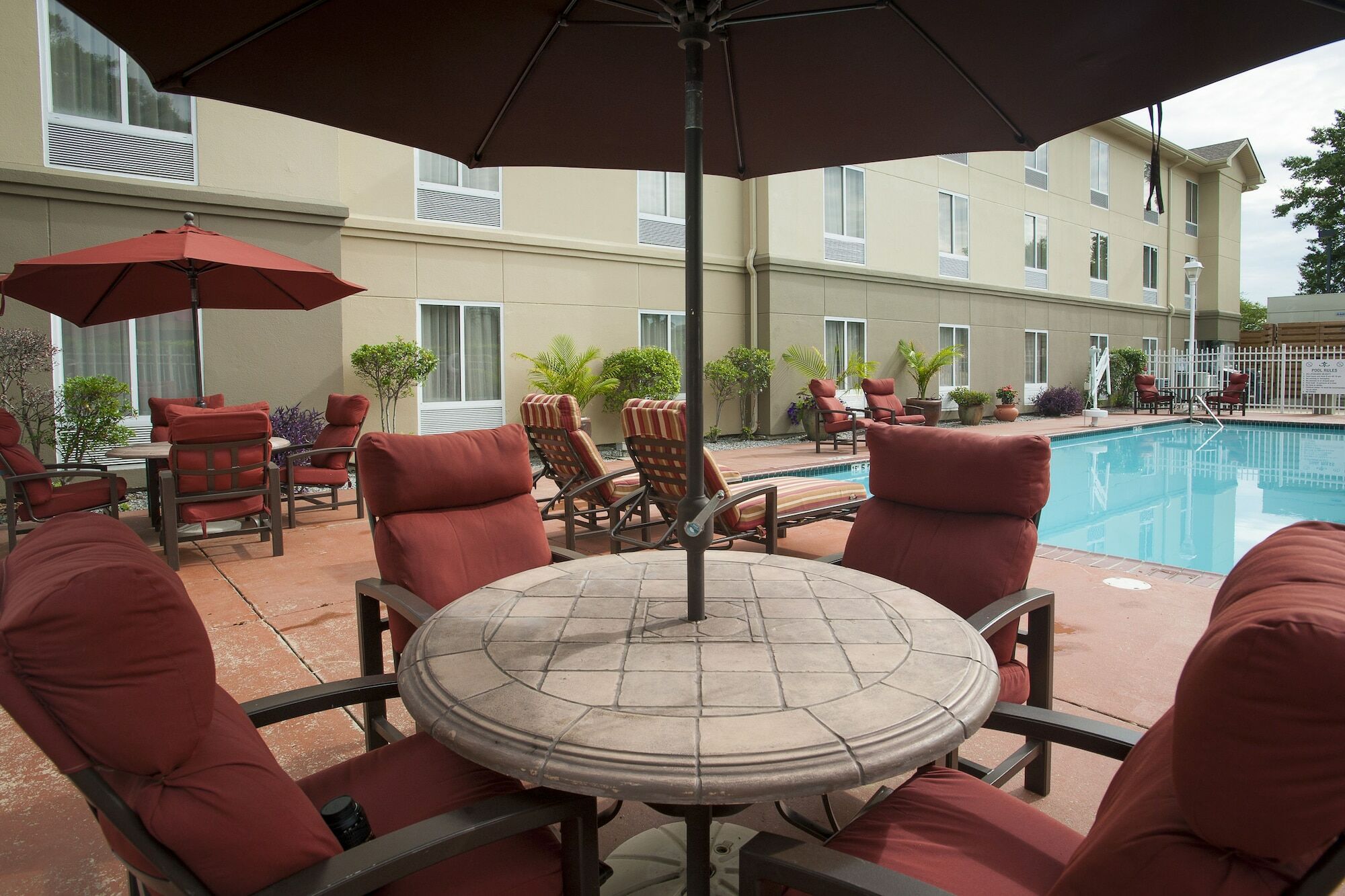 Hampton Inn & Suites New Orleans/Elmwood Harahan Экстерьер фото